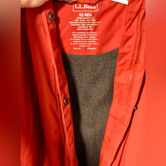 LL BEAN Women’s H2O OFF Raincoat, Mesh Lined - Picture 2 of 4